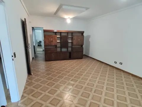 Casa en venta en Liniers