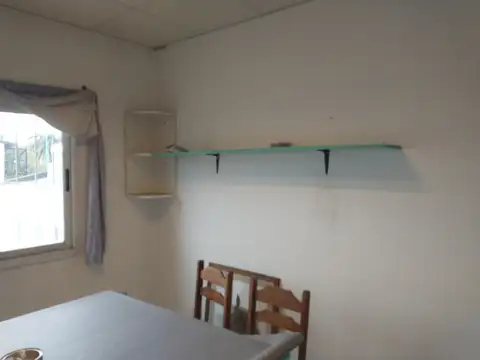 Local en Alquiler en Garin, $ 1.100.000