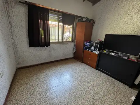 Depto Tipo Casa en Venta en Villa Adelina, USD 99.000
