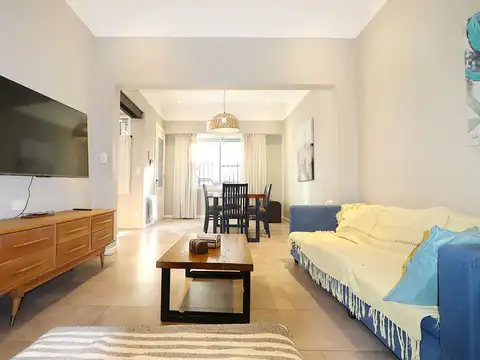 CASA EN VENTA 4 AMBIENTES PARQUE CHACABUCO TERRAZA