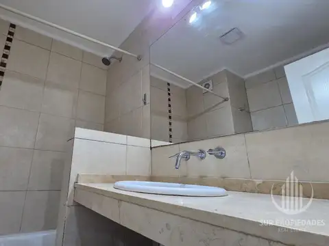 Departamento en Alquiler con 1 cocheras