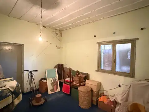 Casa 6 ambientes con 1 baño