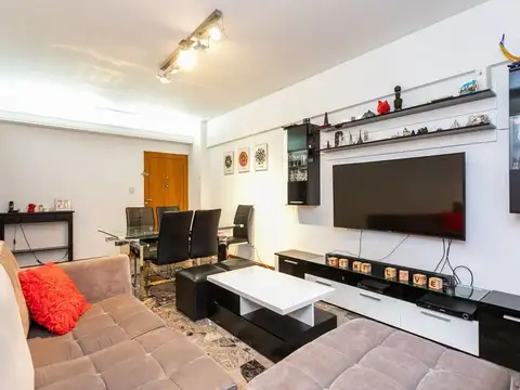 VENTA 3 AMBIENTES CON DEPENDENCIA BELGRANO.