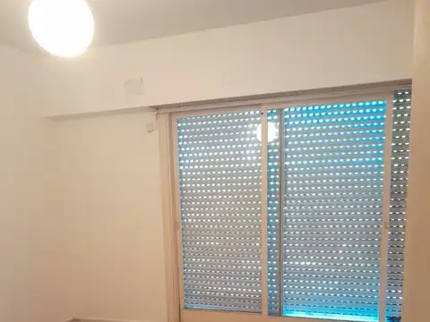 DEPARTAMENTO 3 AMB. COCINA COMEDOR, LAVADERO, BALCON, PATIO Y TERRAZA PROPIA.- SIN EXPENSAS