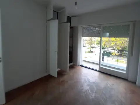 Depto Tipo Casa en Alquiler de 3 ambientes