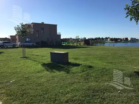 Venta - Terreno a la Laguna - San Gabriel, Villanueva, Tigre
