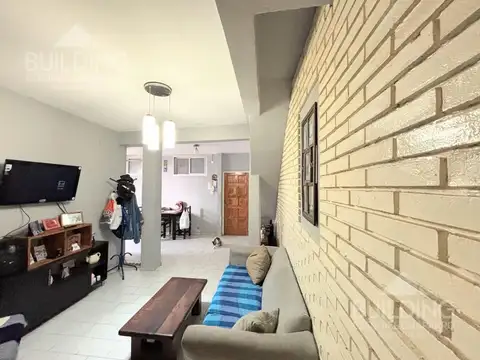 Depto Tipo Casa en Venta 40 años