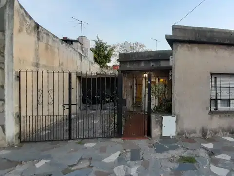 Casa en Venta con 5 cocheras