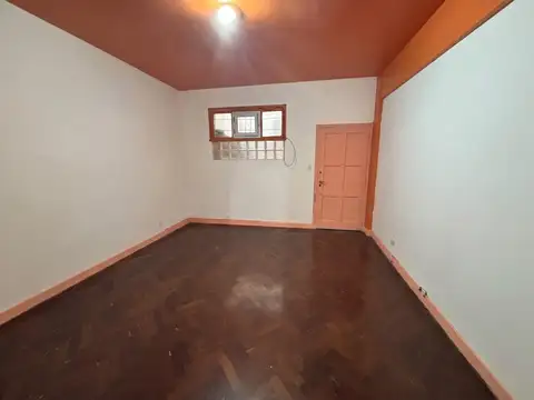 Departamento MonoAmbiente con Patio en Boedo