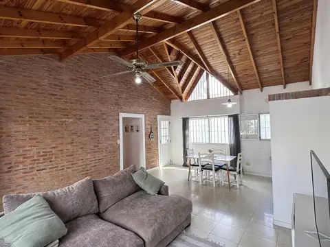 Casa en Venta en Remedios de Escalada, USD 80.000