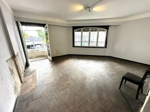 Depto.tipo casa de 5 ambientes en Venta en Caballito