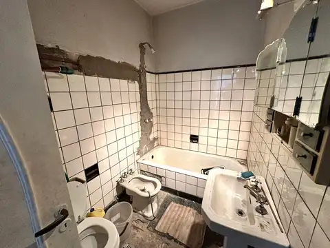 Depto Tipo Casa en Venta 70 años