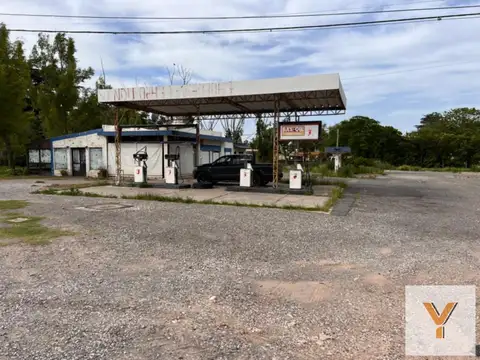 Edificio Comercial en venta - Local - 2 Baños -3.720Mts2 - Arrecife