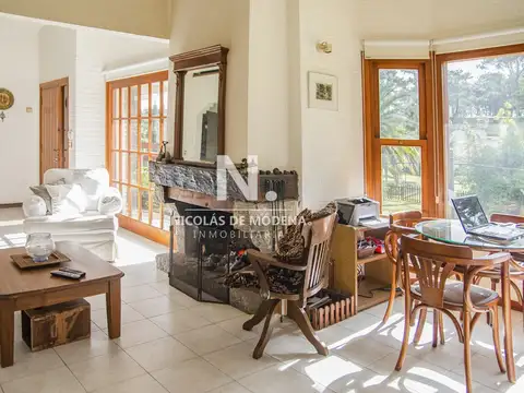 Casa 7 ambientes con 6 baños