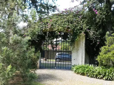CASA QUINTA EN VENTA EN DEL VISO - PILAR