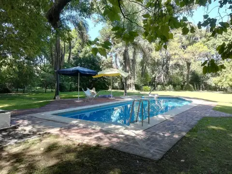 Calle Florida S/N Villa Rosa 5300