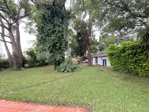 calle  las paltas  numero 100