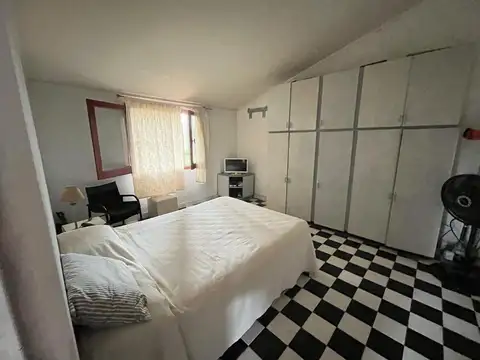 calle  las paltas  numero 100