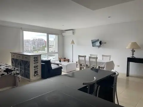 Av. del Puerto al 100