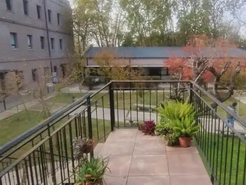 Venta de departamento dos dormitorios, Villa Elisa La Plata