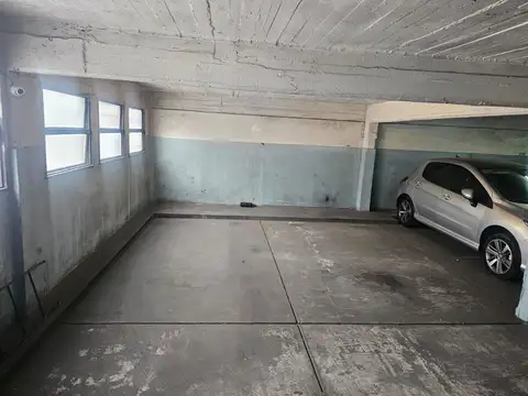 VENTA COCHERA EN CABALLITO OPORTUNIDAD