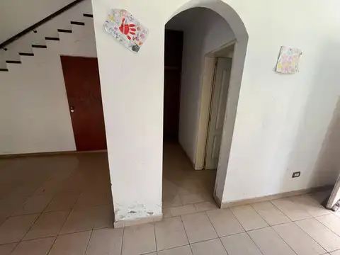 Casa en Venta con 5 cocheras