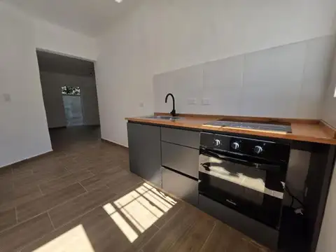 Depto Tipo Casa 4 ambientes con 1 baño