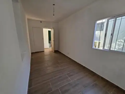 Depto Tipo Casa en Venta 1 año