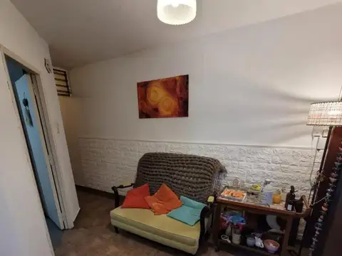 Depto Tipo Casa en Venta en Temperley, USD 54.000