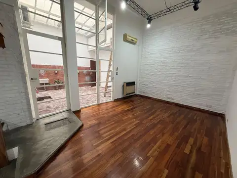 VENTA PH 2 AMB EN VILLA CRESPO CON PATIO