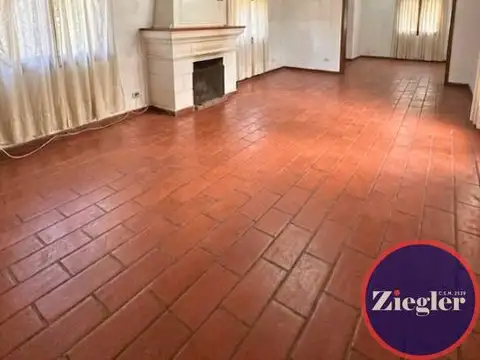 Casa 5 ambientes con 5 baños
