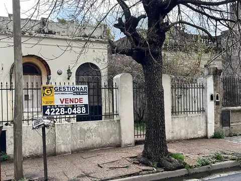Venta casa 3 ambientes a refaccionar
