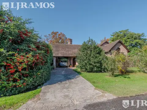 Casa en Venta en El Estribo, USD 298.000