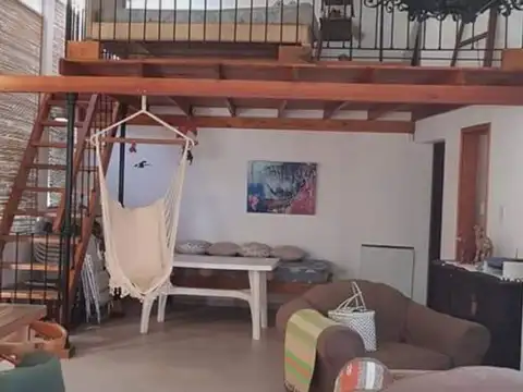 Casa 3 ambientes con 2 baños