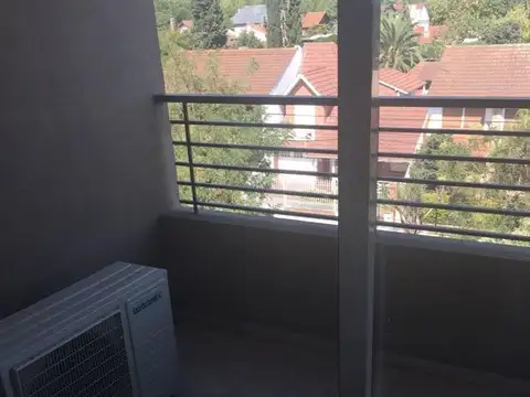 Departamento en Alquiler con 1 cochera