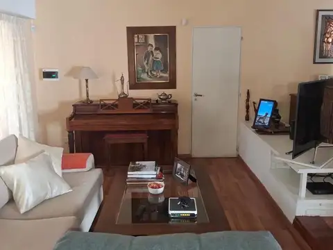 Casa en Venta en Neuquen, USD 250.000