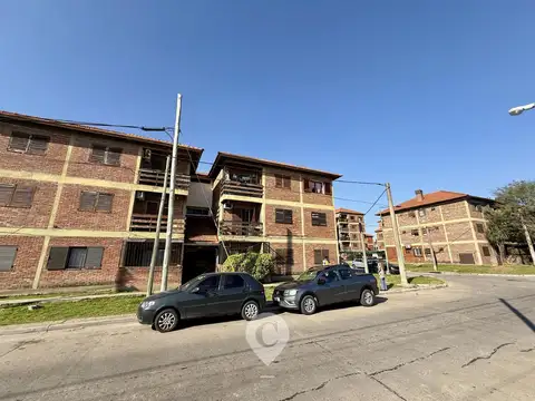 Viamonte  944  Piso 2