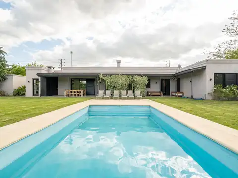  Excelente casa en venta en Chacras del ocho, al lado de Pilará