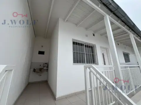 Depto Tipo Casa 2 ambientes con 1 baño