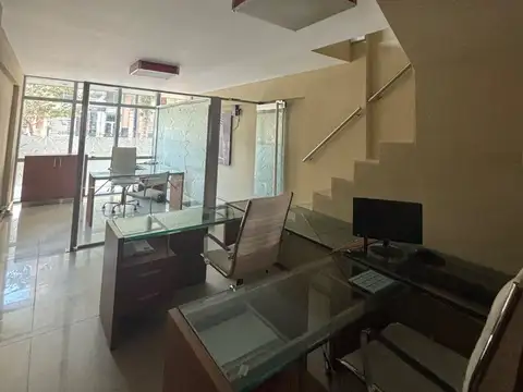 ALQUILER - Local comercial/oficina - Bv. Galvez