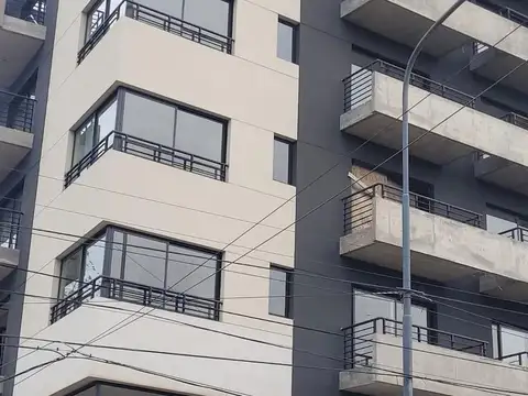 Venta de Departamento monoambiente con balcón en Agronomía