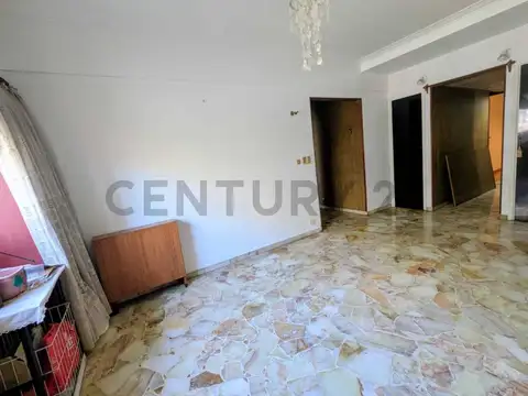 Departamento en Venta en Parque Rivadavia, USD 109.900