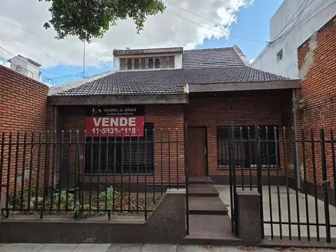 Vta hermosa casa con jardin y quincho + parrilla - Mataderos