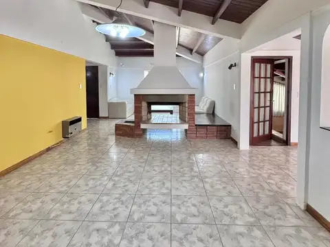 Casa en Alquiler en Mendoza, USD 2.500