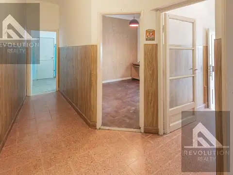 Casa 3 ambientes con 1 baño