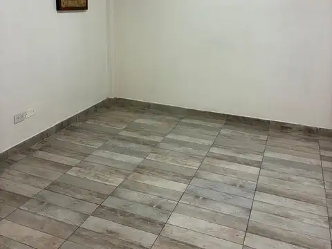 Hipolito irigoyen 1300, Piso 2