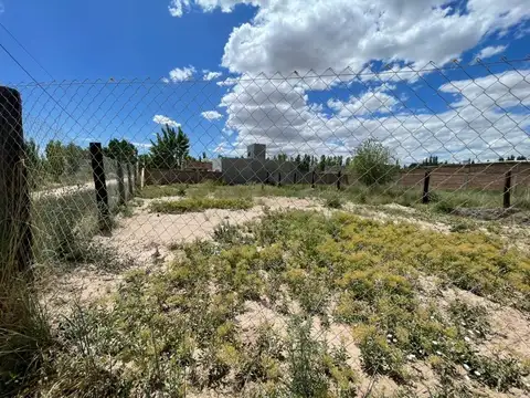 Terreno en Venta en General Fernandez Oro, USD 26.000