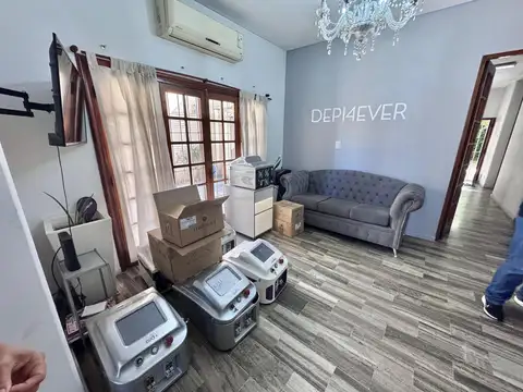 Avenida 25 de Mayo al 1700