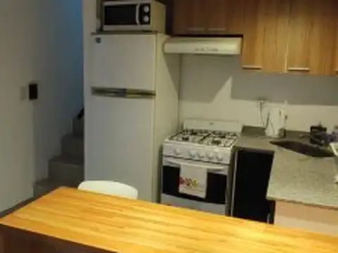 Depto Tipo Casa en Alquiler en Rosario, $ 600.000