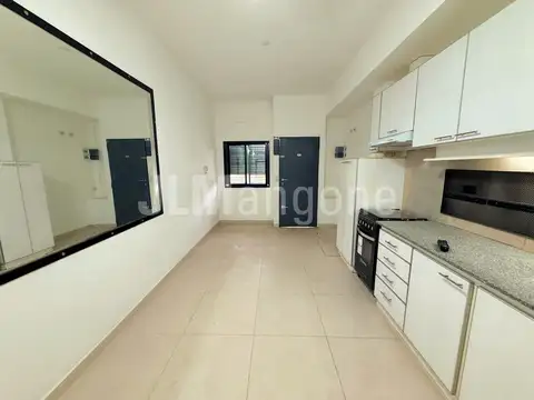 Depto Tipo Casa en Alquiler de 1 dormitorio
